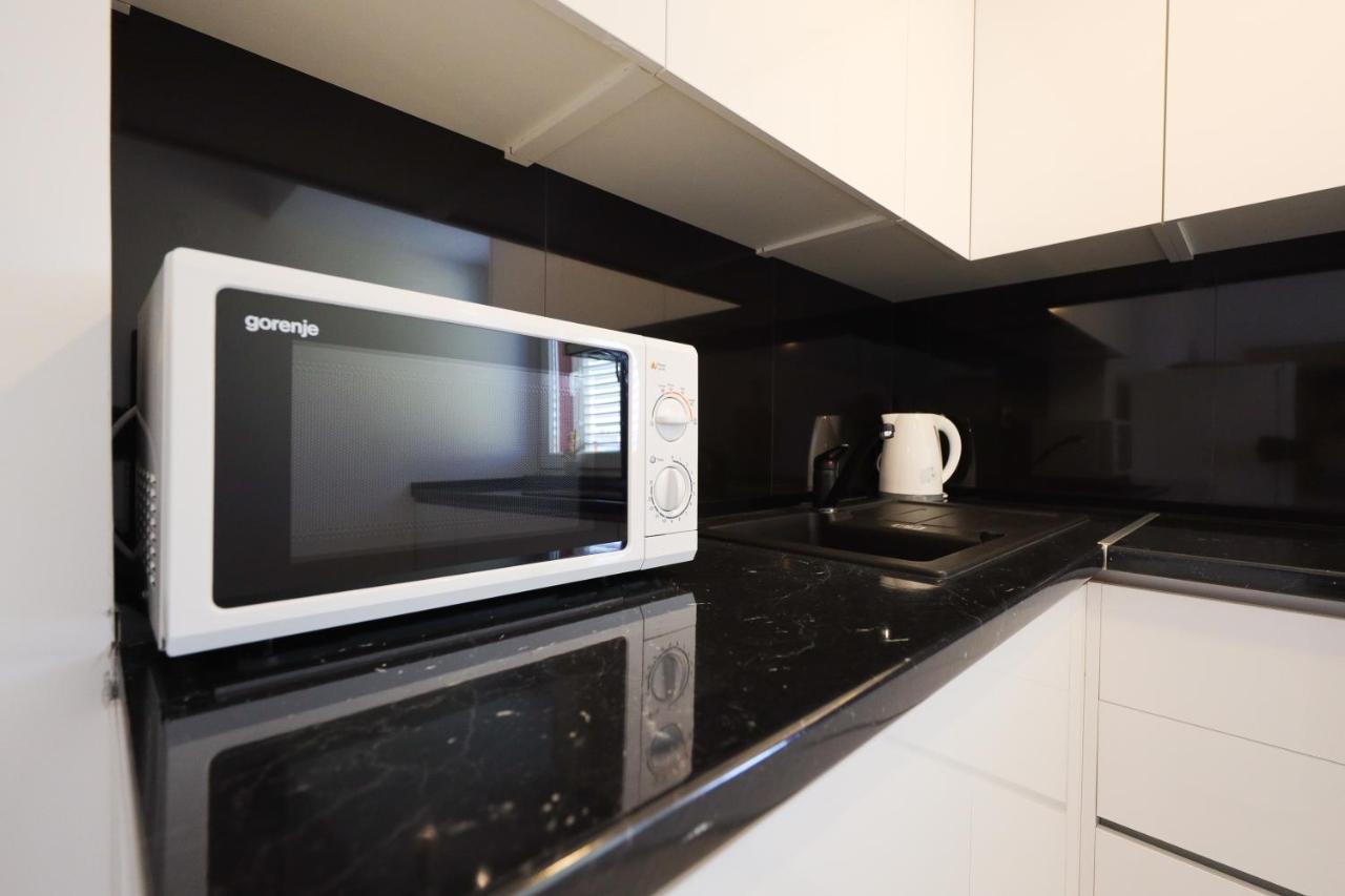 Apartma Villa Pino With Pool, Sauna & Jacuzzi Petrcane